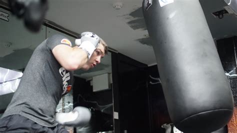 Photos: Liam Smith Grinding Hard, Confident of Canelo Upset - Boxing News