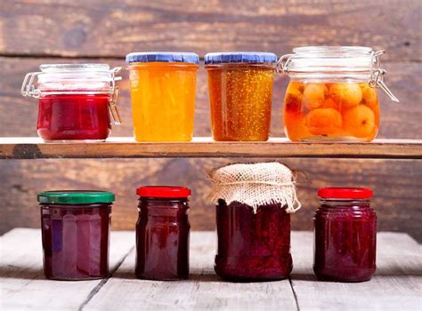 Fruit in jars - preserves - online puzzle