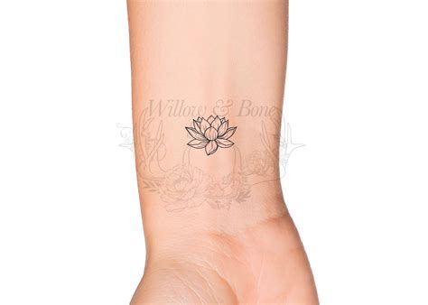 July Birth Month Flower: Water Lily Temporary Tattoo Birth - Etsy