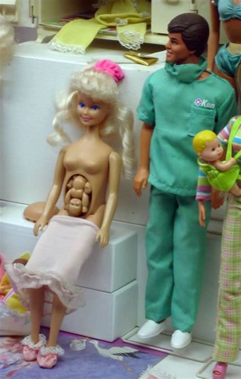 Les 11 Barbies les plus glauques et bizarres jamais créées ! - Breakforbuzz