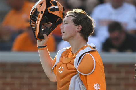 Tennessee baseball kicks off SEC play by being swept by Missouri ...