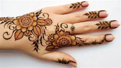 7 Latest Stylish Floral Mehndi Designs For Girls - Beautiful You