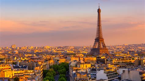 Panoramic sunset view and skyline of Paris with Eiffel Tower, France ...