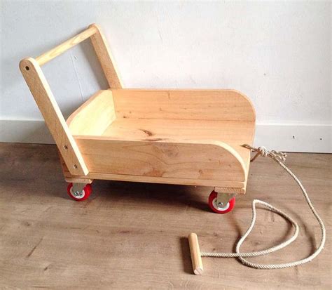 Carrito de arrastre - Kutuva | Planos de juguetes de madera, Proyectos ...