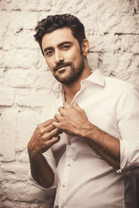 Kunal Kapoor Promotes Film with Kalaripayattu | Bollywood | indiawest.com