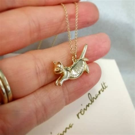 Our leaping cat necklace with a personalised engraving | Animal jewelry ...