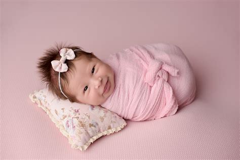 Exploring the Mysteries of Newborn Smiles: Why Do Babies Smile In Their ...