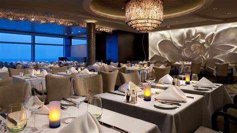 Celebrity Eclipse Restaurants & Cafes | Celebrity Cruises