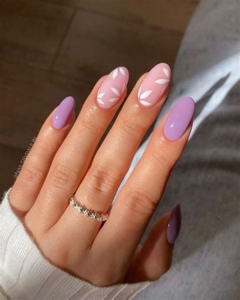 45+ Stunning Lilac & Lavender Nails To Copy This Year