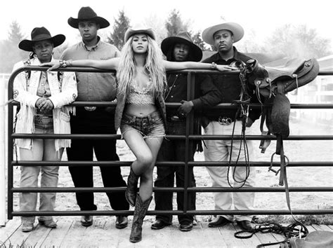 Beyoncé Is Performing at the 2016 CMAs, and Country Music Fans Aren't ...