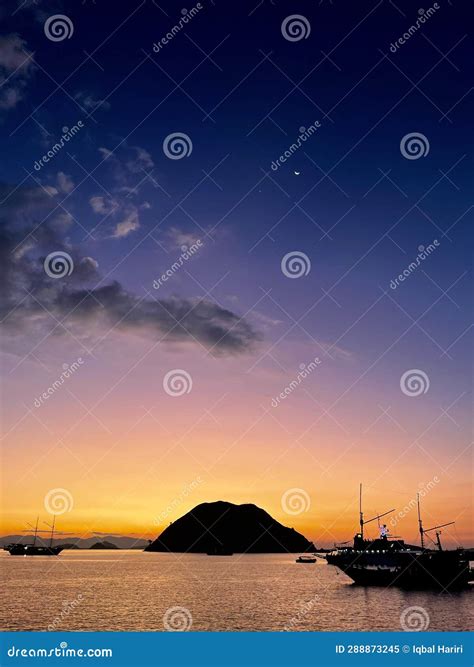 Sailing sunset stock image. Image of sailing, silhouette - 288873245