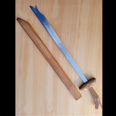 Kampilan Sword – Kombat Instruments Limited