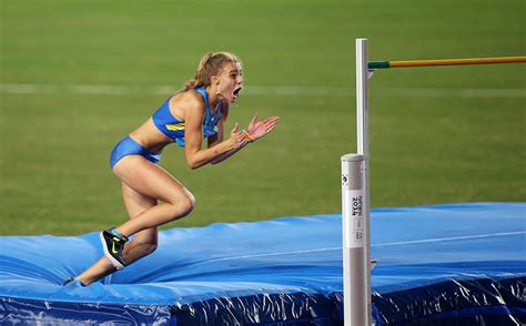 Athletics/women high jump Photos - Best Olympic Photos