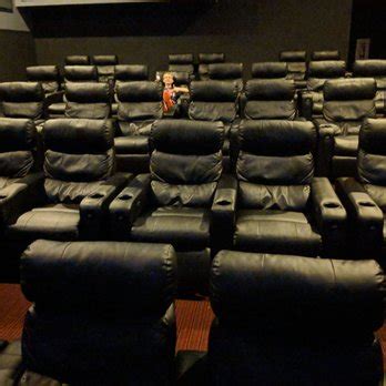 Showcase Cinemas Woburn - 16 Photos & 144 Reviews - Cinema - 25 ...