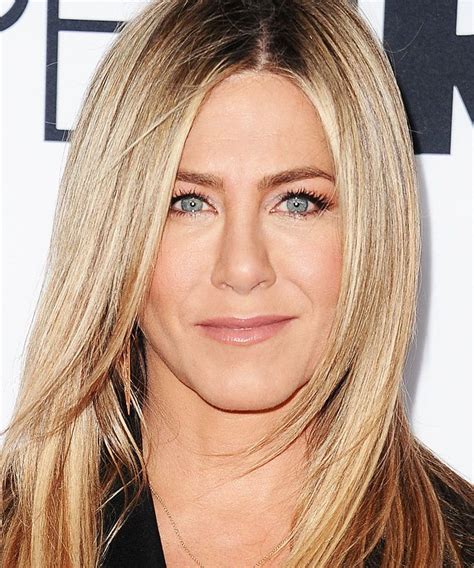 Jennifer Aniston Opens Up About Exactly How She Stays Looking So Young ...