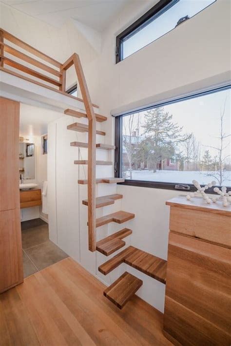 A Guide To Stairs vs. Ladders In A Tiny House