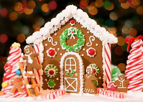 10 gingerbread Christmas decor ideas Bringing fairytale charm