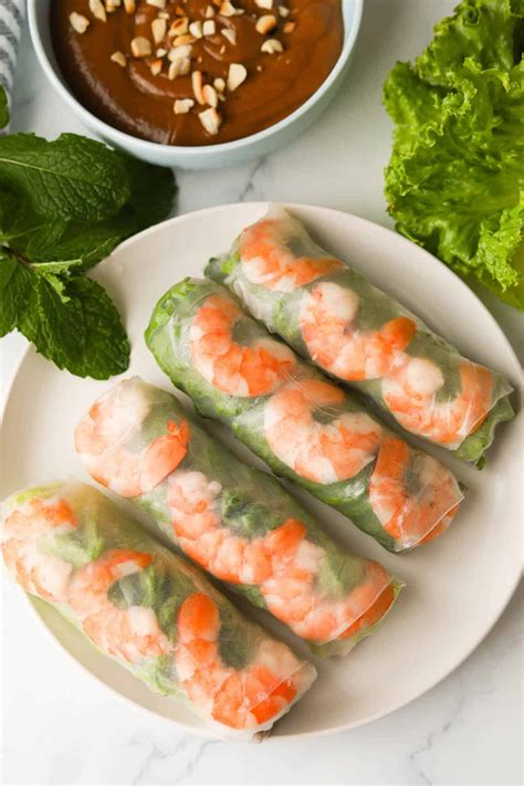 Fresh Vietnamese Pork and Shrimp Spring Rolls (Goi Cuon) - A Peachy Plate