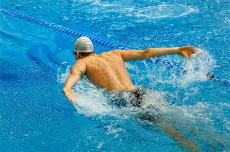 Butterfly Swimming: 6 Tips for Mastering the Stroke