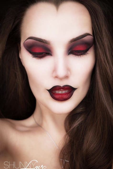 59 Glam and Sexy Vampire Makeup Ideas 2023 | Trucco per halloween ...