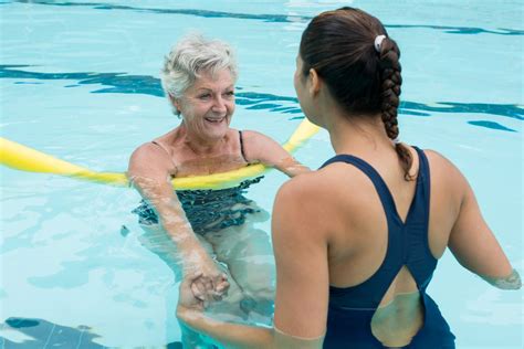 Benefits of Swimming for Seniors – Animal Space