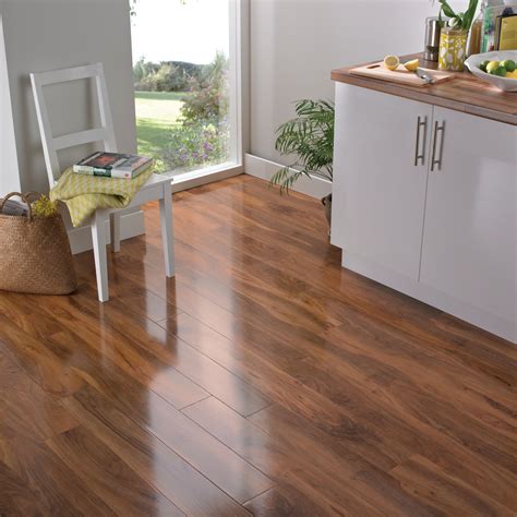 Everything You Need To Know About Hardwood Laminate Flooring - Flooring ...