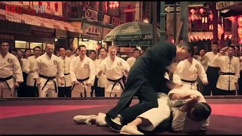 KungFu Master vs Bullies | Kung Fu in the Street - Wing Chun News