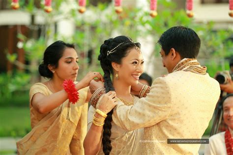 Indo Chinese Wedding At Vasundhara Sarovar - Kerala Wedding Photography ...