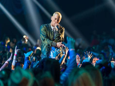 Eminem announces two massive live UK shows | The Independent