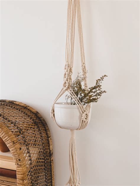 Boho Macrame Plant Hanger / Indoor Plant Hanger / Farmhouse / - Etsy