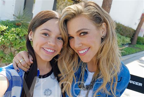 Rachel Platten Gets Stuck in the Middle: See Behind-the-Scenes Photos ...