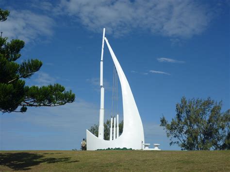 Just Keep on travelling: Singing Ship at Emu Park