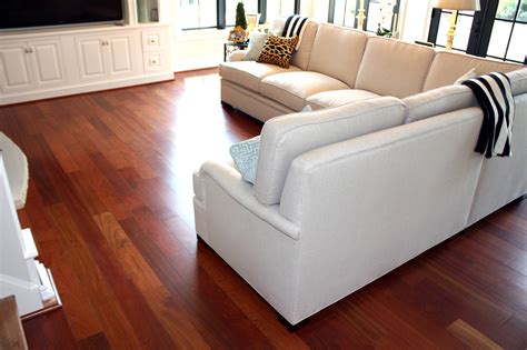 Living Room With Cherry Wood Floors | Floor Roma