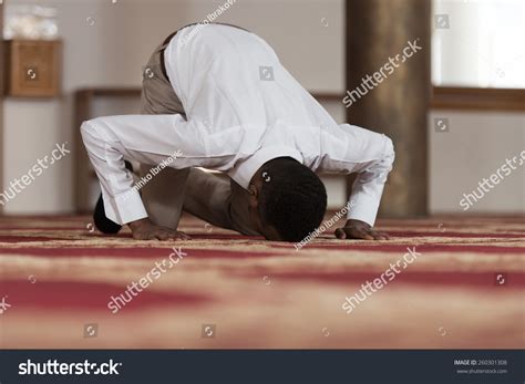 Black African Muslim Man Praying Mosque Stock Photo 260301308 ...