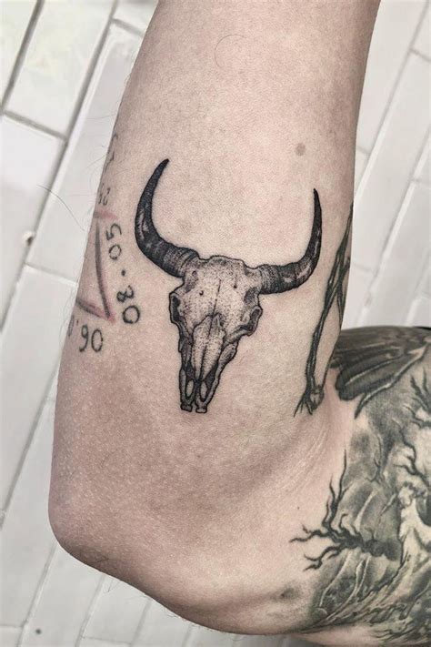 55 Pretty Bull Skull Tattoos to Inspire You | Bull skull tattoos, Cow ...