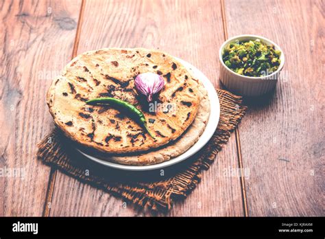 Bajra roti or Jowar Roti or Indian bread made using Bajra or Jowar ...