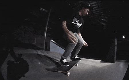 skateboard tricks skateboarding gif | WiffleGif