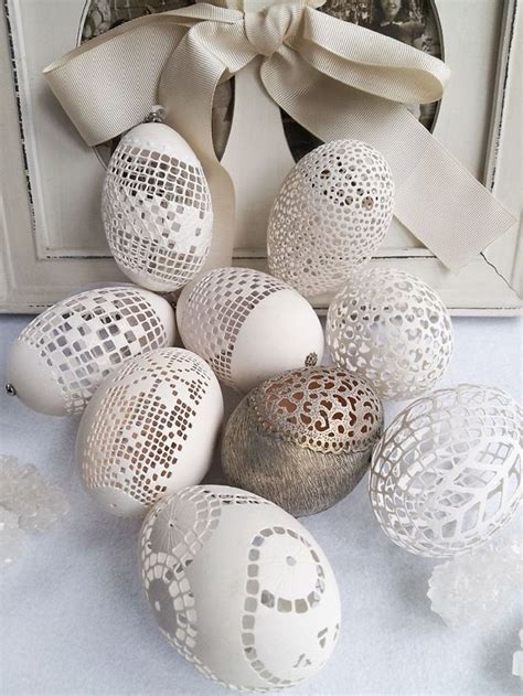 Egg Art - Imaginative artist makes arduous artworks from actual eggshells