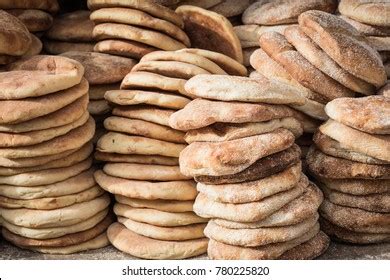 127 Moroccan Bread Basket Images, Stock Photos & Vectors | Shutterstock