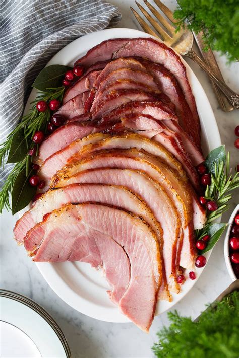 Honey Glazed Ham | Christmas ham, Honey baked ham, Baking with honey