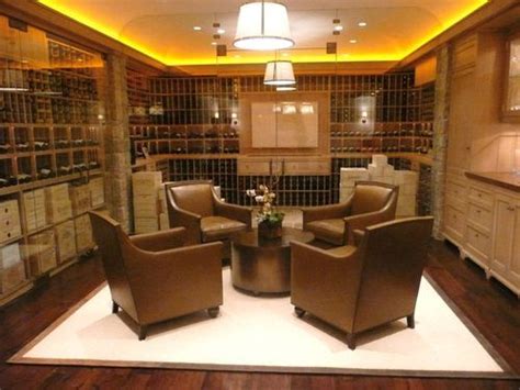 home wine tasting room - Google Search | Wine room, Home wine cellars ...