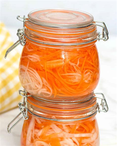 Quick Pickled Carrots - Easy Homemade Relish | The Daily Dish