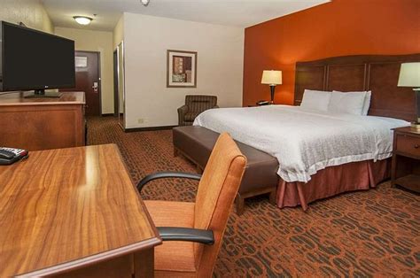 HAMPTON INN & SUITES WAXAHACHIE - Updated 2022 Prices & Hotel Reviews (TX)