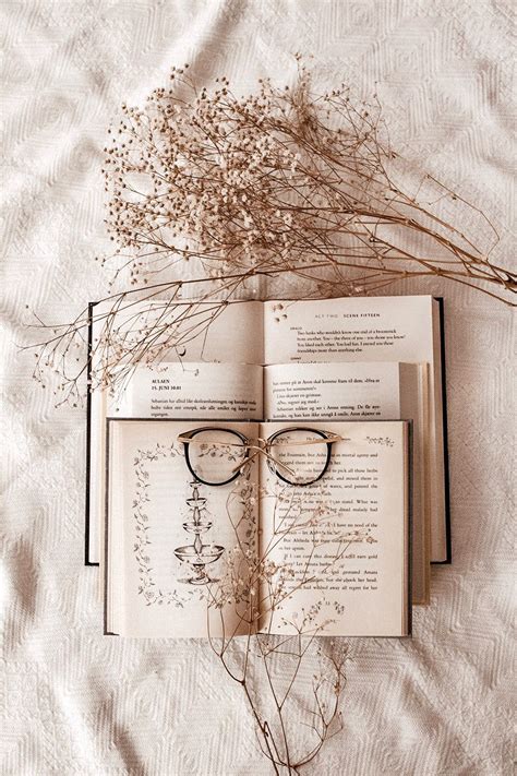 Pin by Katerina Zamanova on Buh.point | Book wallpaper, Photography ...