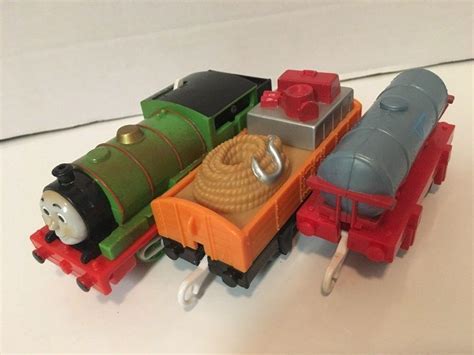 Thomas & Friends Trackmaster PERCY & The SEARCH CARS Motorized Train ...