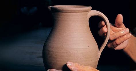 5 Pottery Handle Techniques for Handles That Function Well | Pottery ...