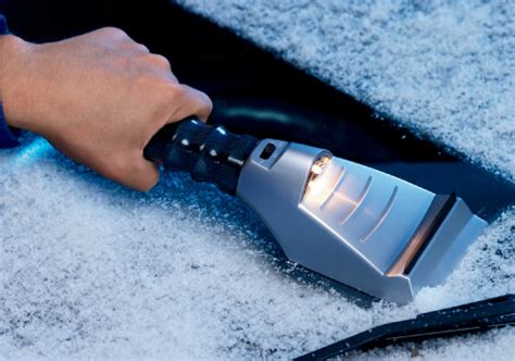 Heated Ice Scraper With Light