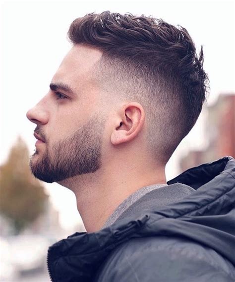 The Ultimate Collection of 999+ Hair Cutting Images for Men in Stunning ...