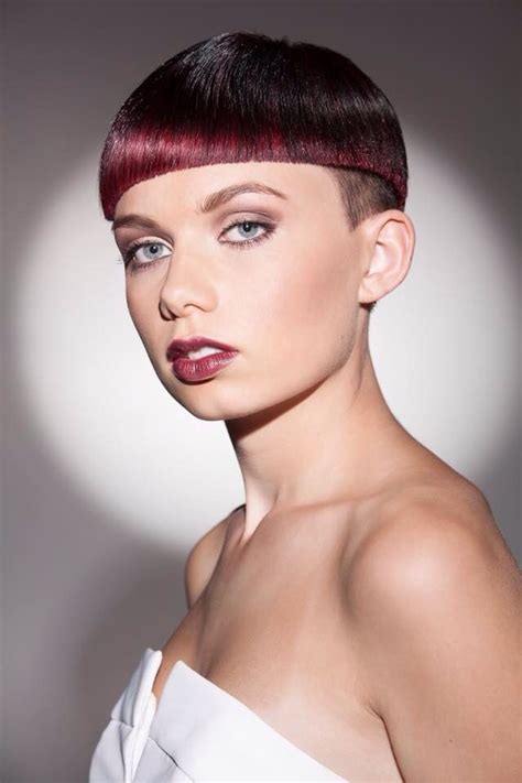 +23 Bowl Cut Hairstyle Female Ideas - nino-alex