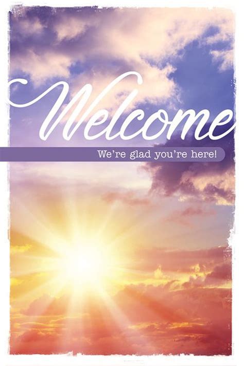 "Welcome We're Glad You're Here!" Welcome Folder (12) | Church Partner